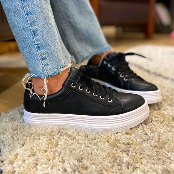 Bonita_Trendz Shoes - Black Vegan Leather White Platform Lace Up Sneakers with Black Glitter